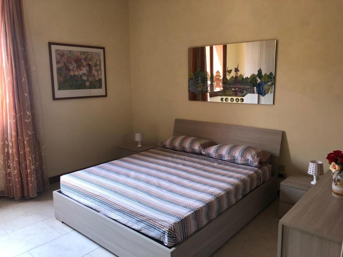 Il Paradiso Di Ele Apartment Syracuse ภายนอก รูปภาพ